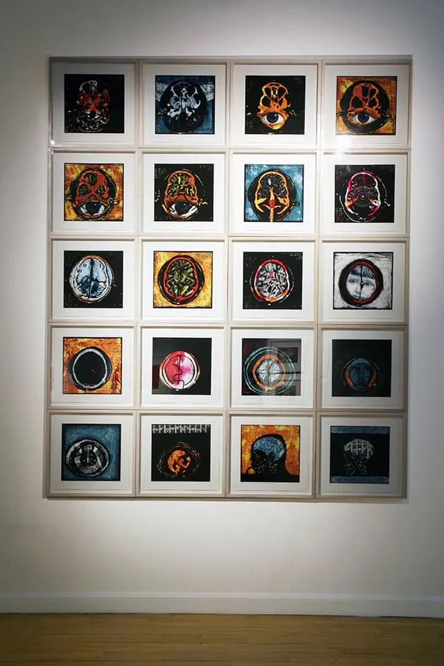 <strong>Cogito Ergo Sum 3</strong>, installation of 20 archival digital prints, Susan Aldworth, 2002. Photograph at Customs House by Jill Sheridan.