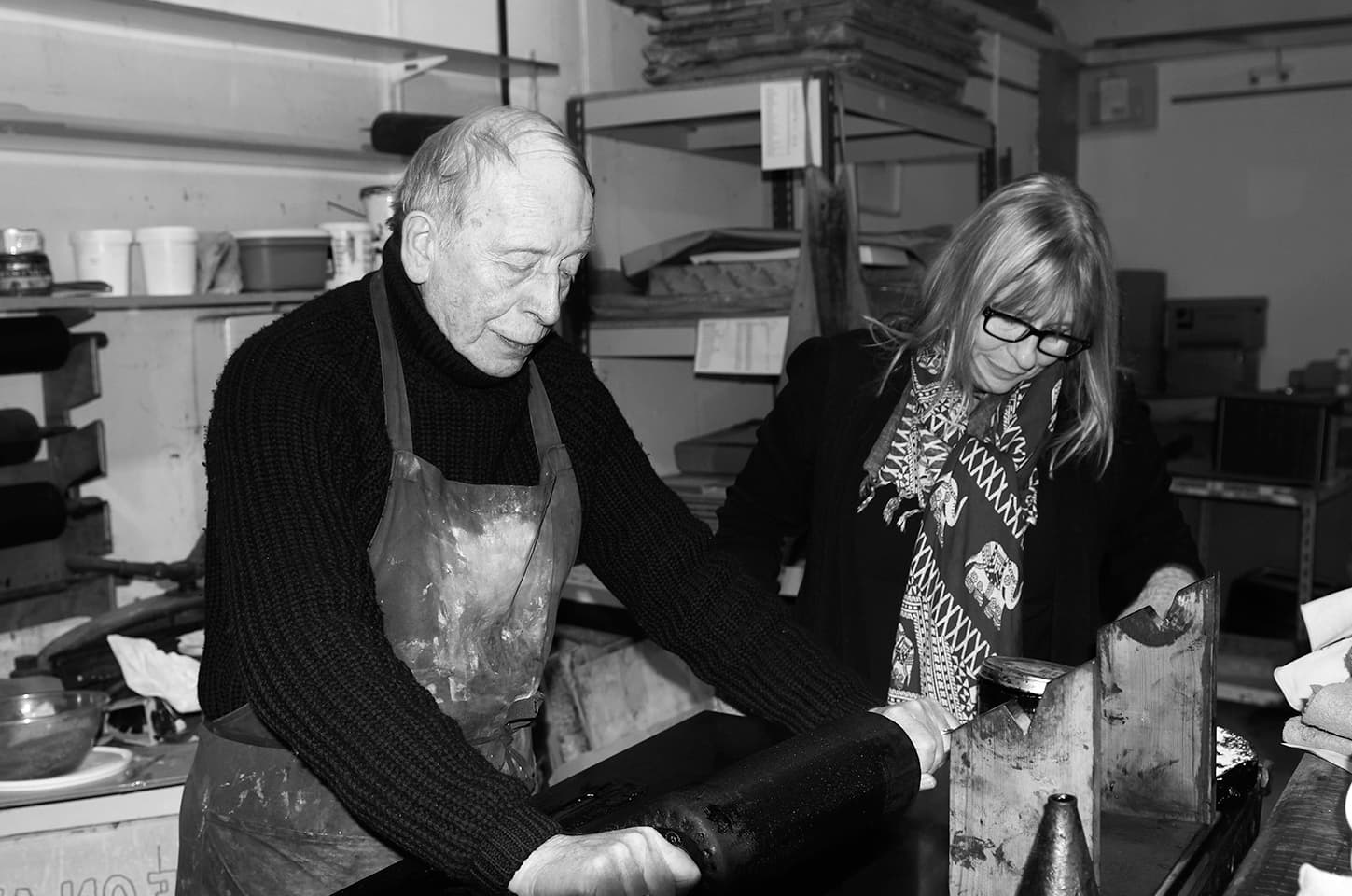 Stanley Jones and Susan Aldworth, making the CODE lithographs, Curwen Studio, Chilford Hall, Cambridge, December 2013. Photograph by Petra Stenvall.