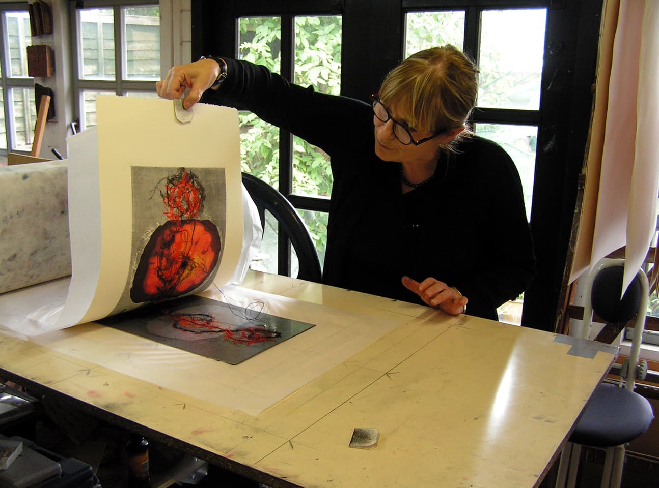 Susan Aldworth working in Oxley’s Bexhill studio on The Deep Sleep monoprints, 2016.